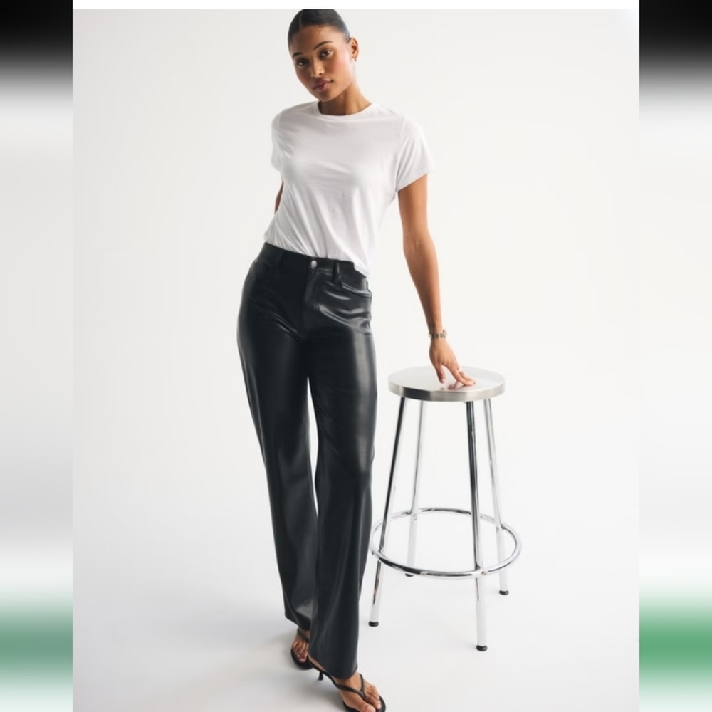 ABERCROMBIE & FITCH | Curve Love High Rise 90s Vegan Leather Pants black Sz 35